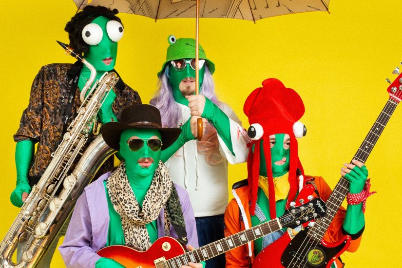 THE FRIENDLY FROGS FREAK SHOW